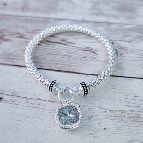 Nine West Stretch Bracelet Silver Tone with Blue Gem - Picture 2 of 9